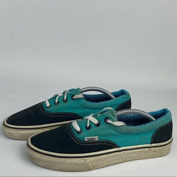 Vans Authentic Sneakers - Picture 3 of 12